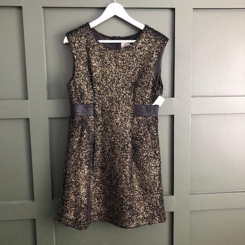 Party Glam black and gold dress
